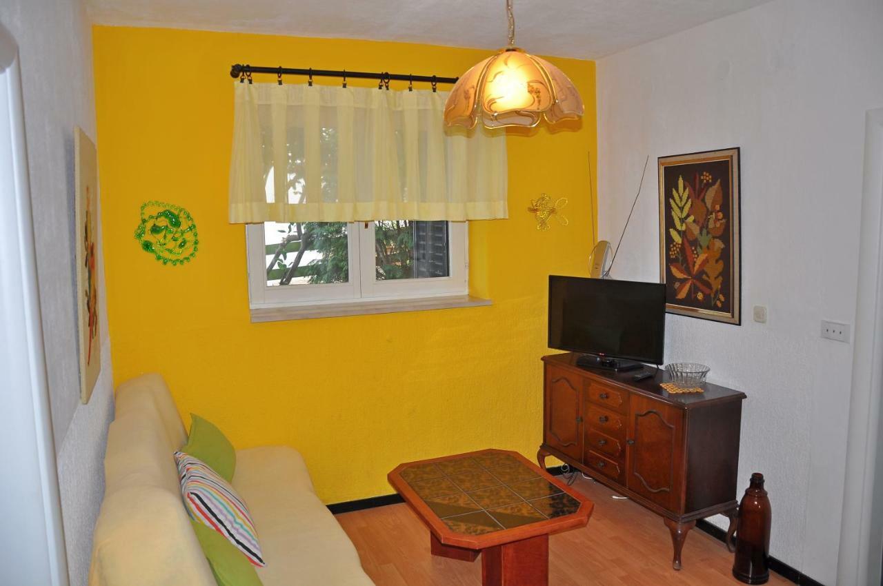 Apartments Villa Annika Slatine Esterno foto